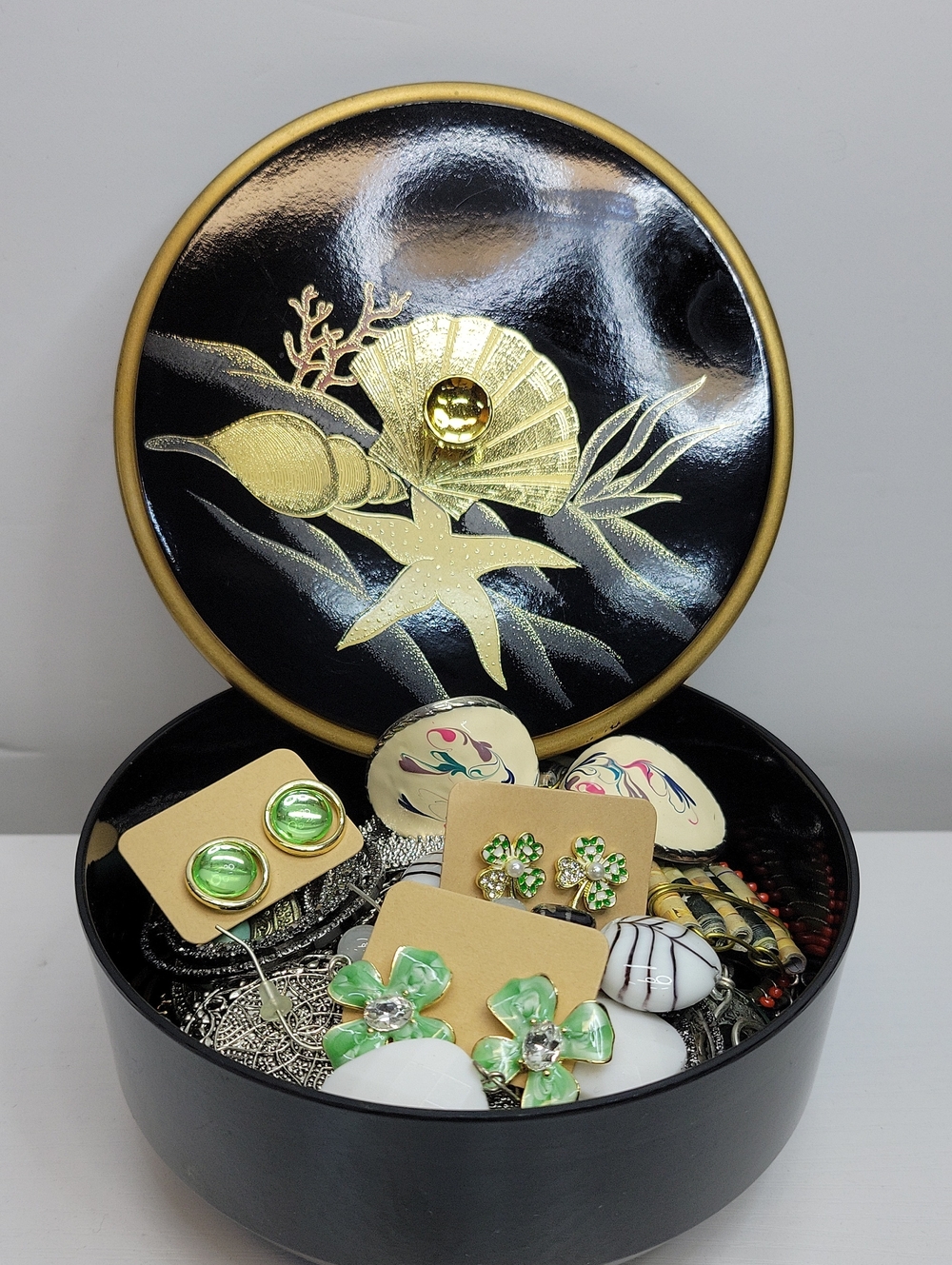 Japan Black and Gold Decorative Dish with Earrings